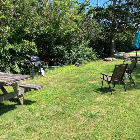 2-Bedroom Apt Near Hampton Beach