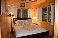 Waterfall Cottage Within Sight & Sound of Cane Creek Falls, 2Br 2BA