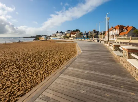 Apartments "LES PIEDS DANS L'EAU''