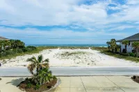 Luxury, Spacious Beach House! 5 Bedrooms & 7 Baths, Pool, Hot Tub, Game Room.