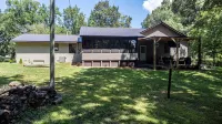 Lake House near Big Bear Resort & Marina, Malcolm Creek Marina and King Creek Hotels near Benton Bark Park