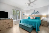 St. Petersburg Isla del Sol St. Pete Beach Updated Condo on Water 2 Bed Gorgeous