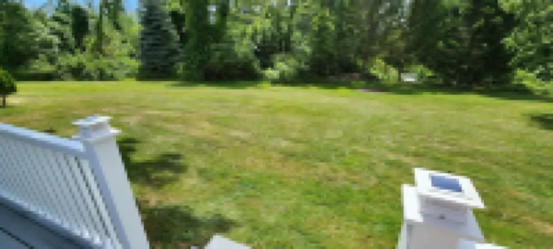 "Cloud Vine" 4-bedroom home in Erie County's North East, PA! Easy access to all!