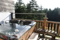 19 Loggers Run Ski-in/Ski-out Steps Away from Upper Flume TrailGarage MTNbikes