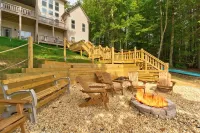 7 Bedroom! Amazing Lake House, Private Dock & Jet Ski Pads, Kids Dream Game Room