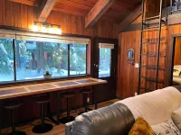 Cozy Snowline Cabin w/ Hot Tub - Minutes from Baker