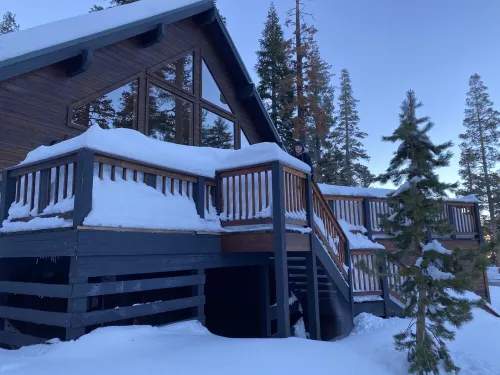 Sunrise Kirkwood Chalet with Red Cliffs View