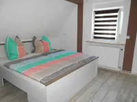 Modern apartment between Goitzsche and Muldestausee Hotels in Pouch