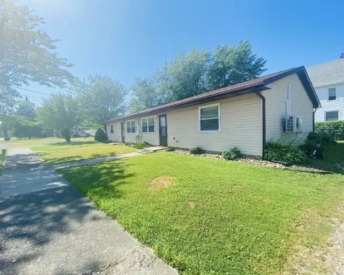 Tis’ Time Hideaway. Just a few blocks from beautiful Lake Erie! Hotels in Conneaut