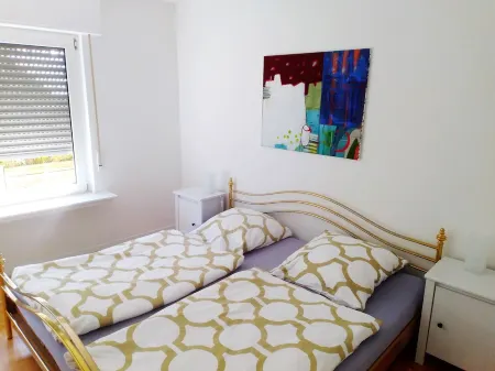 Quiet and central incl. parking lot