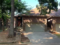 Wooded Area Near Uco & Hospitals with Neighborhood Pool.