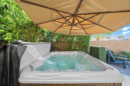 Vacation in Indian Wells Golf Tennis Festivals Sunshine - 3 Bedroom Modern Home Отели рядом с достопримечательностью «Индиан-Уэллс Теннис Гарден»