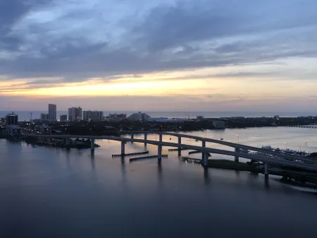 24TH FLOOR WITH STUNNING ENDLESS VIEWS Отели рядом с достопримечательностью «Lavender Fields Day Spa»