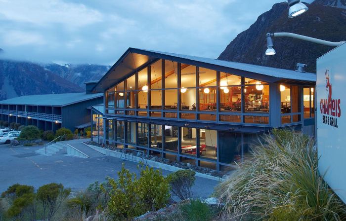 Mt Cook Lodge & Motels