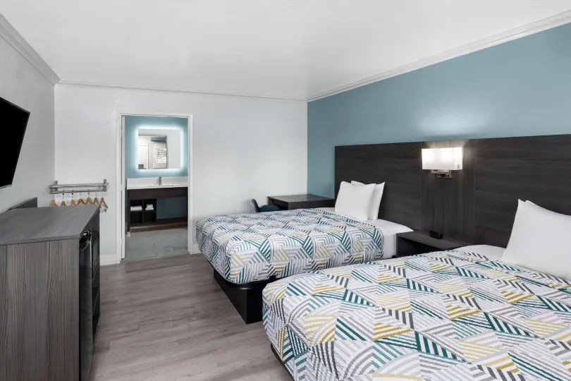 Travelodge by Wyndham Lemoore Near Naval Air Station