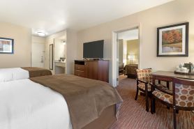 Best Western Plus Concord Inn