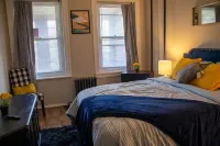 Beautiful 2 Bedroom Apt near PHL Airport/95