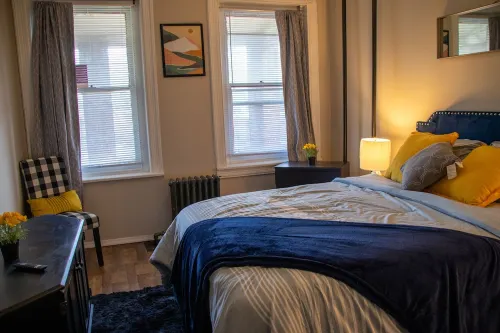 Beautiful 2 Bedroom Apt near PHL Airport/95