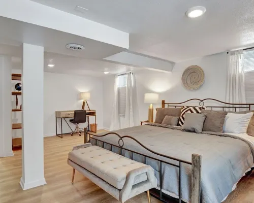 Pet and kid friendly home in Henrietta Hotels in Henrietta