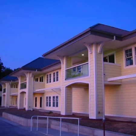 The Staterooms 2P, Newly Built, Lake View, Seasonal Heated Pool, Near State Park