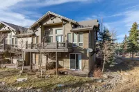 Sunny Comfort in Snowcreek V Resort