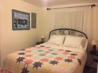 Historic HomeComfort, Convenience, and Views!