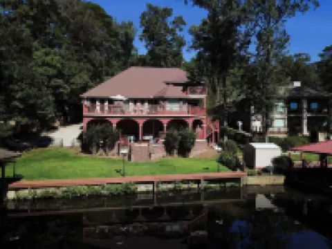 Valentine Special- Late Checkout with Discount, 2 Tickets to a Valentine Dance Hotels in Piney