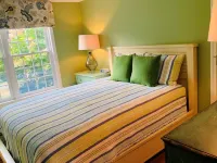 Jenness Beach Ocean Getaway - Book Now for Summer '26!
