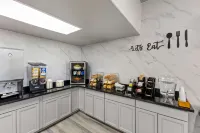 SureStay Hotel by Best Western Phoenix Airport - sarapan