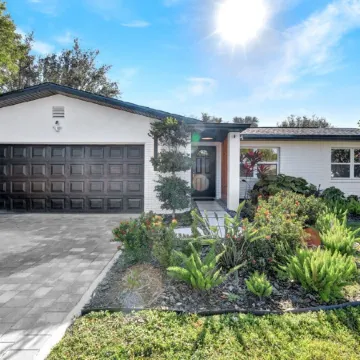 Family Escape in Fort Myers with Pool – Near Downtown and Beaches