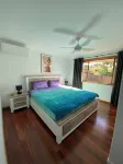 The Rocks Family entertainer, just 10-min walk to town & beach!