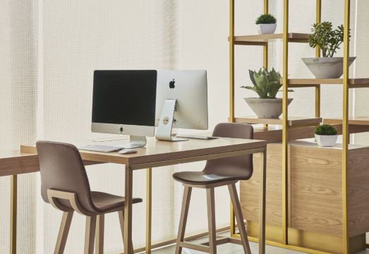 4. 힐튼 가든 인 ..