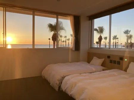 LIFE HOTEL UMIMORI Отели в г. Цу