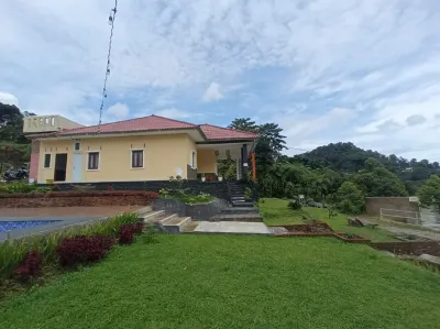 Villa Geneva Hotel dekat Curug Tebing Pasirluhur