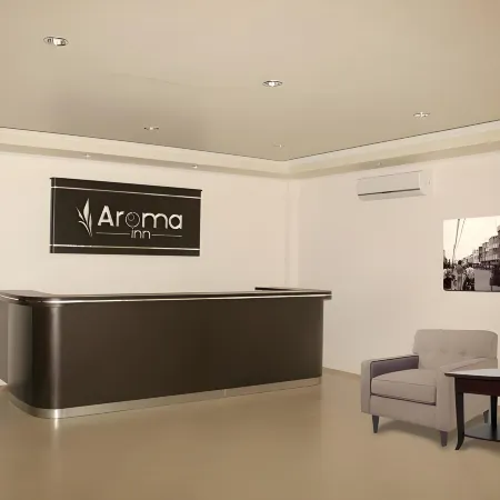 Hotel Aroma Inn Pontianak Отели рядом с достопримечательностью «Дворец Kadriah»