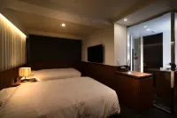 Hotel Platanus Shin Yokohama - 2 stjerner