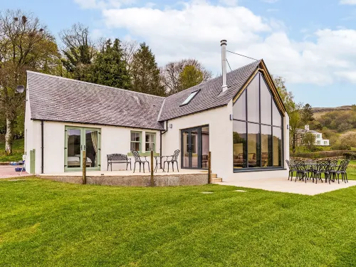 Balbeg Cottage Hotels in Maybole