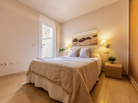 Masnou Отели в г. Ла-Амполья