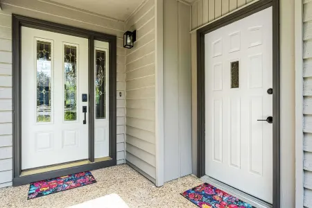 Fairway on the Trail! Cozy 2-bedroom townhome, ride out Back 40/golf course.