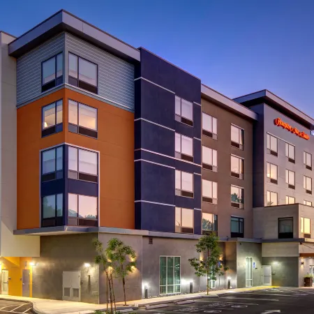 Hampton Inn & Suites Ontario Rancho Cucamonga