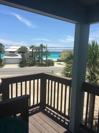 Bahama West  location! Book your summer vacation now!