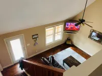 Lake Gaston Offshore Oasis! Cabin on huge property