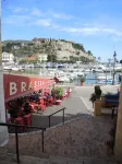 Le Pêcheur Revisité by Winkyhouse Cassis