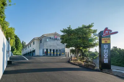 Jeju Aewol Show Drive in Unmanned Hotel