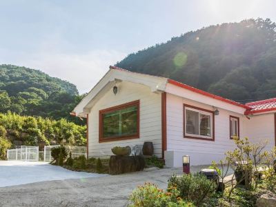 Gagopara Pension