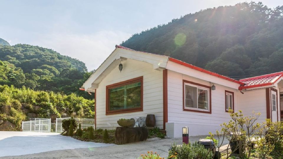 Gagopara Pension