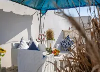 Azure Retreat in Porto Cesareo