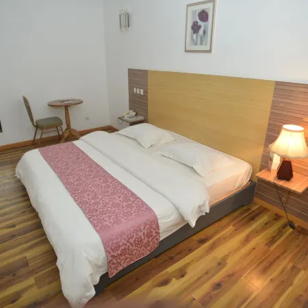 Jess Hotel