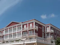 เซเนเตอร์ พอร์ต มาโฮน โรงแรมในมาฮอน