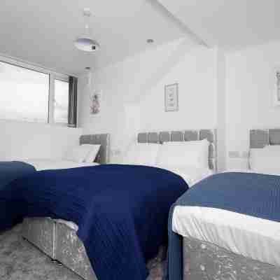 Burton House Rooms